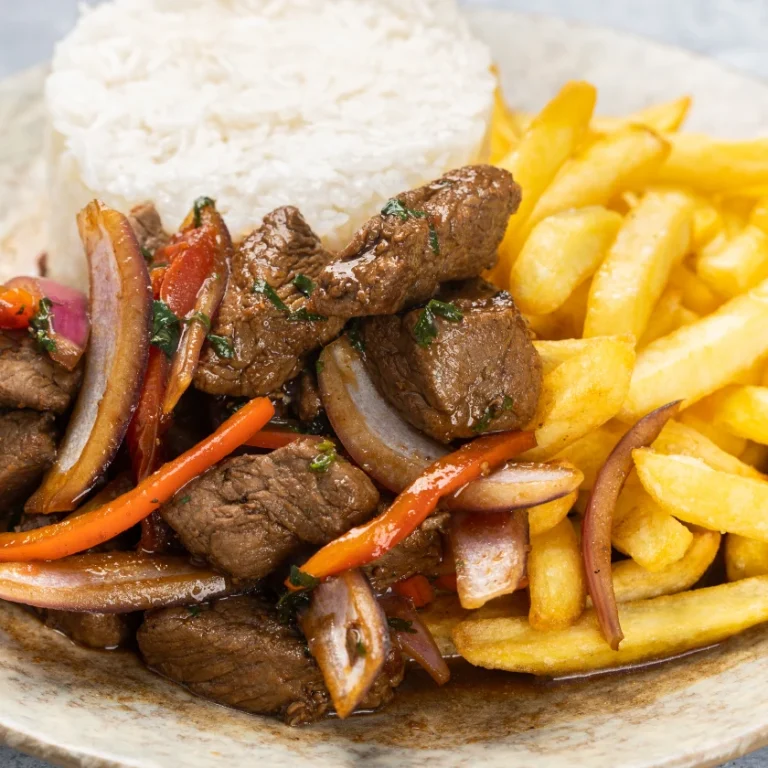 Lomo saltado